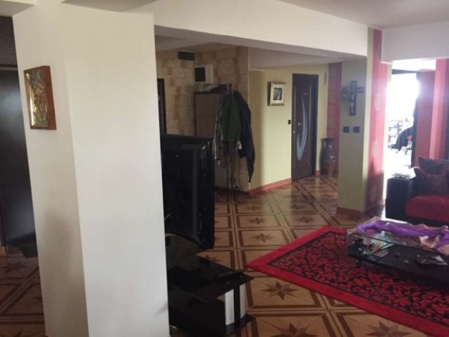 Cet,Constanta,Constanta,Romania,5 Bedrooms Bedrooms,5 Rooms Rooms,2 BathroomsBathrooms,Apartament 4+ camere,1986