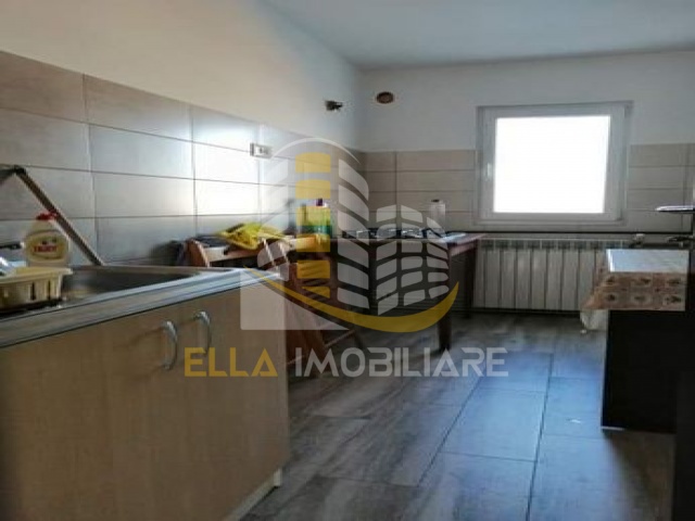 Zona Imparat Traian, Botosani, Botosani, Romania, 3 Bedrooms Bedrooms, 4 Rooms Rooms,1 BathroomBathrooms,Apartament 4+ camere,De vanzare,3,2664