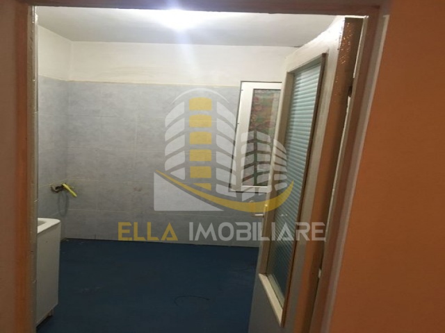 Zona Carrefour, Botosani, Botosani, Romania, 1 Bedroom Bedrooms, 1 Room Rooms,1 BathroomBathrooms,Garsoniera,De vanzare,2837