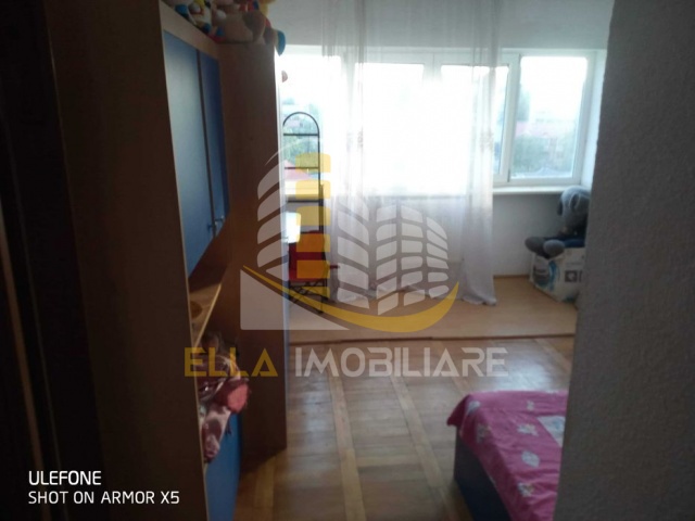 Zona Stadion, Botosani, Botosani, Romania, 3 Bedrooms Bedrooms, 4 Rooms Rooms,2 BathroomsBathrooms,Apartament 4+ camere,De vanzare,2955