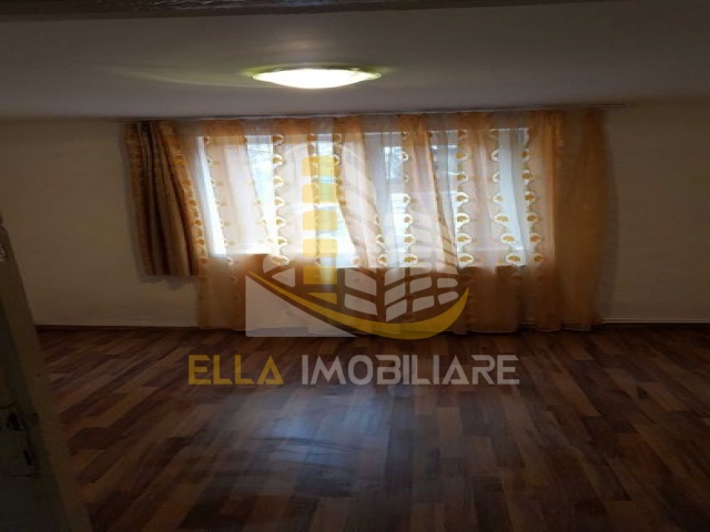 Zona Piata Mare, Botosani, Botosani, Romania, 3 Bedrooms Bedrooms, 4 Rooms Rooms,1 BathroomBathrooms,Casa / vila,De vanzare,3245