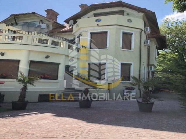 Centru, Constanta, Constanta, Romania, 5 Bedrooms Bedrooms, 8 Rooms Rooms,4 BathroomsBathrooms,Casa / vila,De vanzare,3280