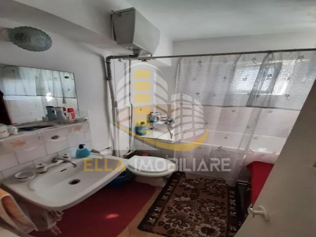 Zona Bazar, Botosani, Botosani, Romania, 2 Bedrooms Bedrooms, 3 Rooms Rooms,1 BathroomBathrooms,Apartament 3 camere,De vanzare,3294