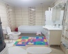 Zona Mall, Botosani, Botosani, Romania, 2 Bedrooms Bedrooms, 3 Rooms Rooms,1 BathroomBathrooms,Casa / vila,De vanzare,3337