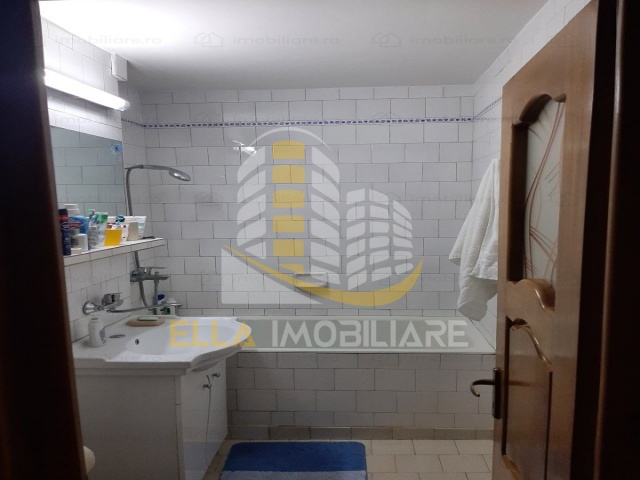 Zona Piata Mare, Botosani, Botosani, Romania, 2 Bedrooms Bedrooms, 3 Rooms Rooms,2 BathroomsBathrooms,Apartament 3 camere,De vanzare,3374