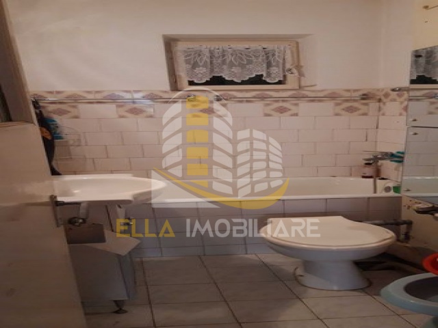 Zona Stadion, Botosani, Botosani, Romania, 2 Bedrooms Bedrooms, 3 Rooms Rooms,1 BathroomBathrooms,Apartament 3 camere,De vanzare,1,3925