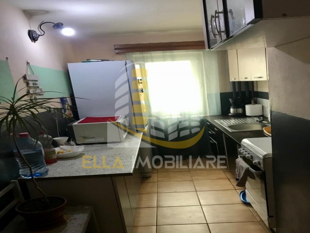 Zona Pacea, Botosani, Botosani, Romania, 3 Bedrooms Bedrooms, 4 Rooms Rooms,1 BathroomBathrooms,Apartament 4+ camere,De vanzare,2,3956