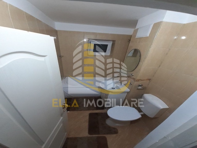 Zona Bulevard, Botosani, Botosani, Romania, 1 Bedroom Bedrooms, 1 Room Rooms,1 BathroomBathrooms,Apartament 3 camere,De vanzare,2,4053