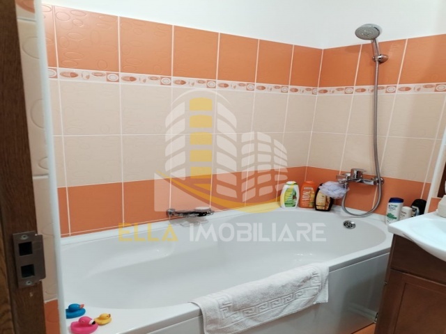 Zona Unirii, Botosani, Botosani, Romania, 2 Bedrooms Bedrooms, 3 Rooms Rooms,1 BathroomBathrooms,Apartament 3 camere,De vanzare,2,4138