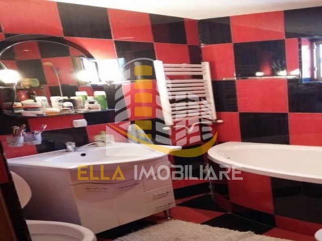 Zona Mall,Botosani,Botosani,Romania,3 Bedrooms Bedrooms,4 Rooms Rooms,1 BathroomBathrooms,Apartament 4+ camere,1044