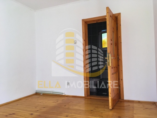 Zona Primaverii,Botosani,Botosani,Romania,4 Bedrooms Bedrooms,5 Rooms Rooms,2 BathroomsBathrooms,Casa / vila,1265